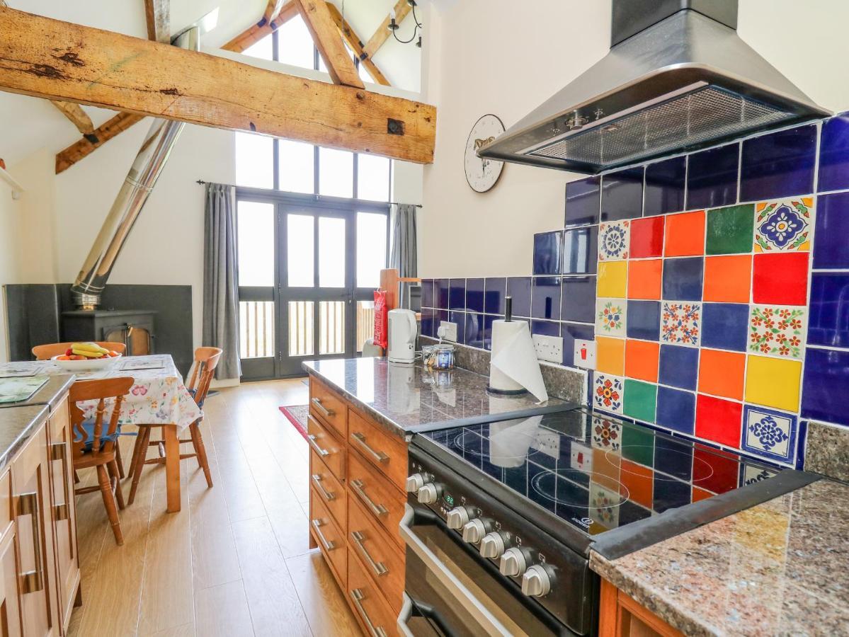 Goblaen Barn Villa Builth Wells Eksteriør billede